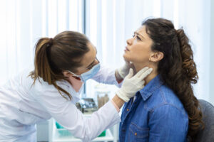 Read more about the article Understanding Thyroid: A Guide to Symptom Management