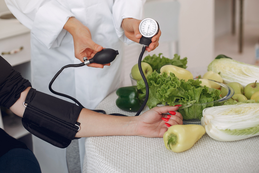 Read more about the article Dietary Tips for Blood Pressure Management
